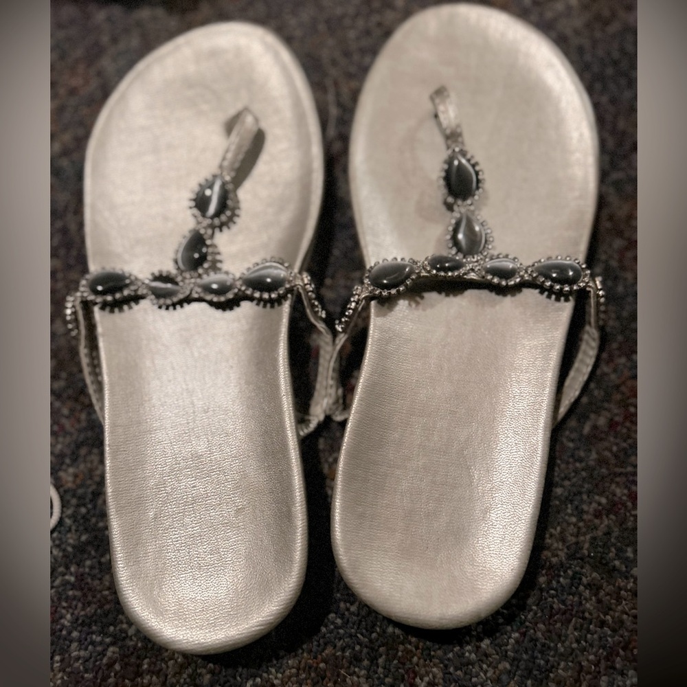 Cats Eye Crystal Bead Heeled Sandal Flip Flop Metallic Grey 7 7.5 8 Medium Shiny